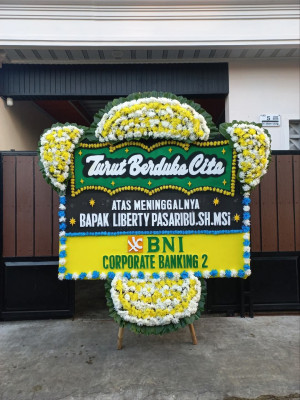 Papan Bunga Duka di Pakintelan