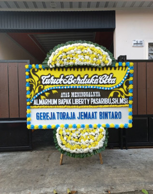 Papan Bunga Duka di Pakintelan