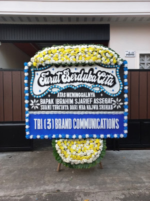 Papan Bunga Duka di Pakintelan
